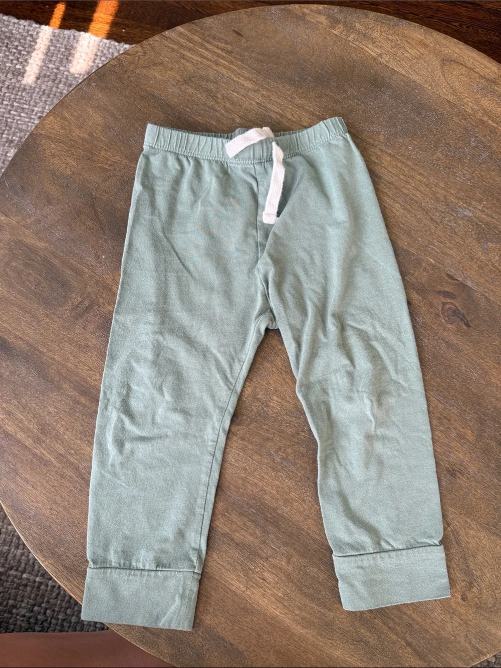 GAP comfortable sage